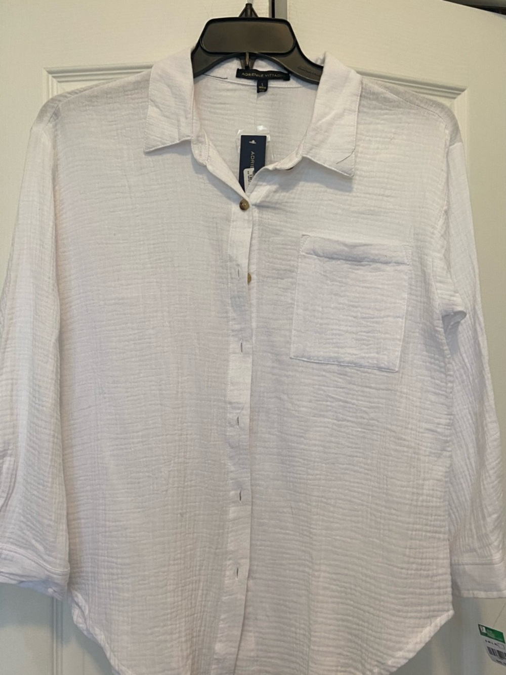Adrienne Vittadini White Textured Button-Front Shirt